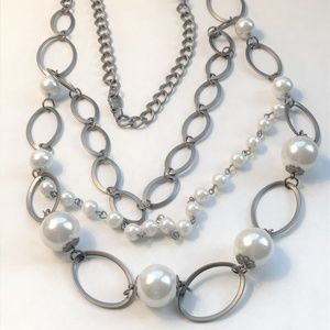 Gunmetal and White Pearl Necklace